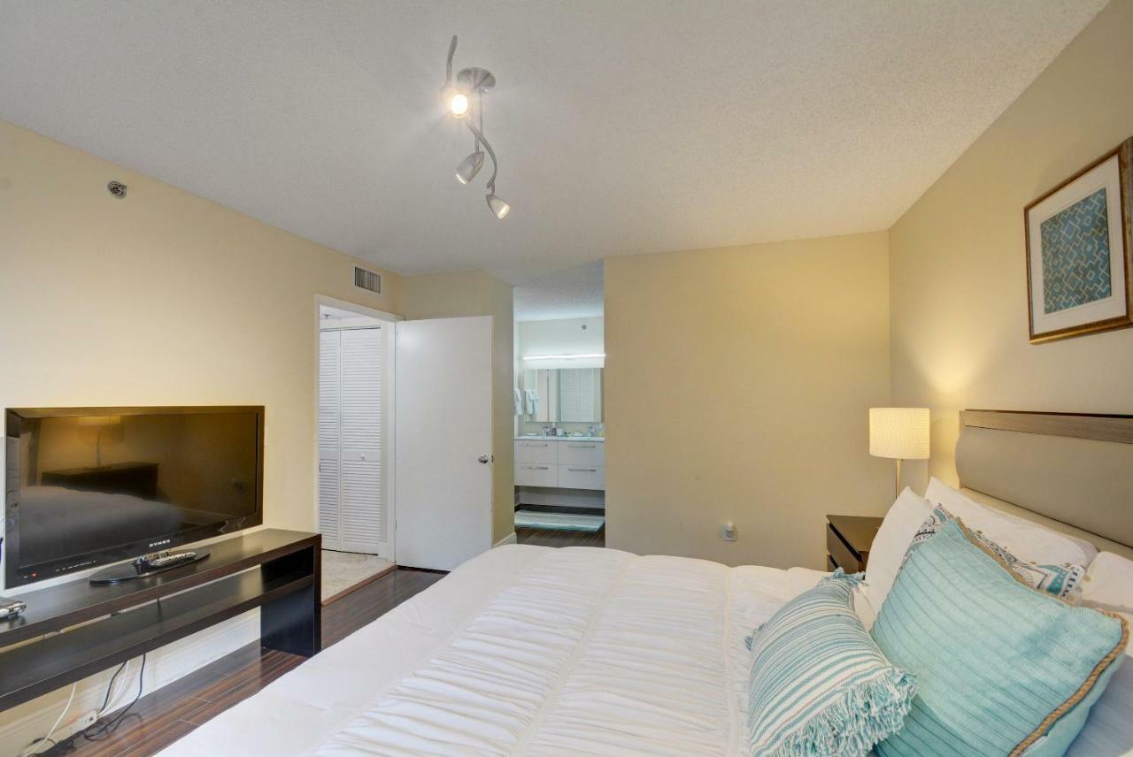 Renovated 2/2 Unit At Yacht Club/Aventura Apartamento Exterior foto
